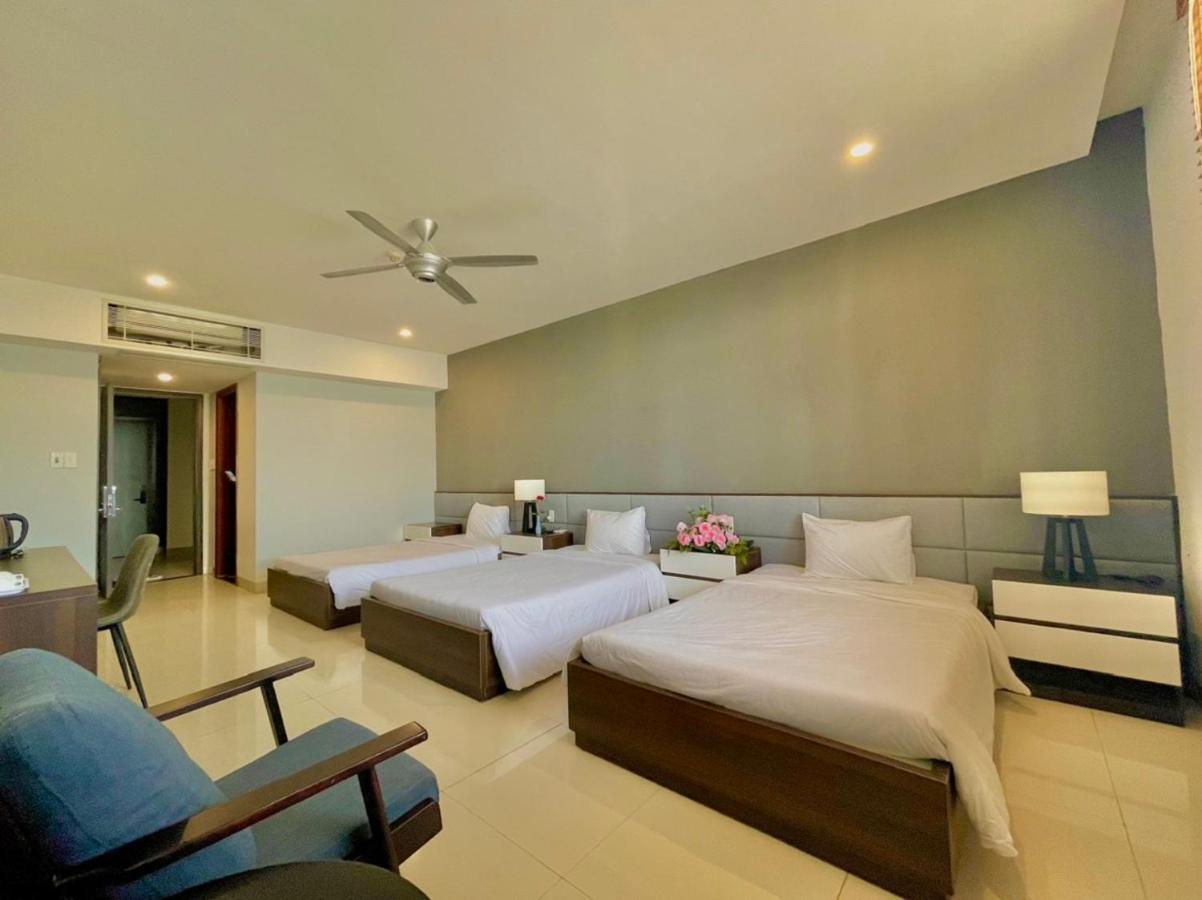 My Khe 2 Da Nang Seafront Hotel Экстерьер фото