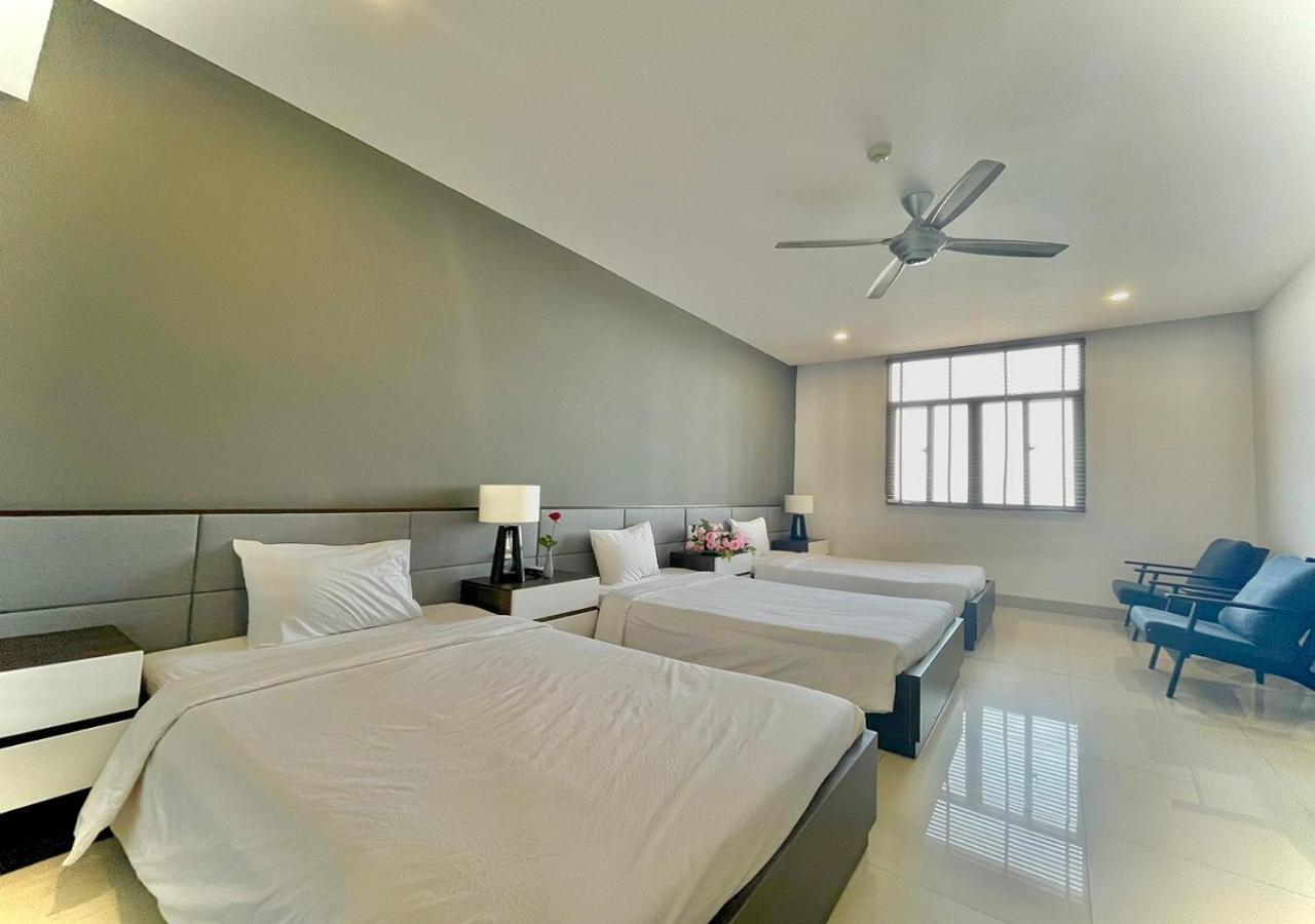 My Khe 2 Da Nang Seafront Hotel Экстерьер фото