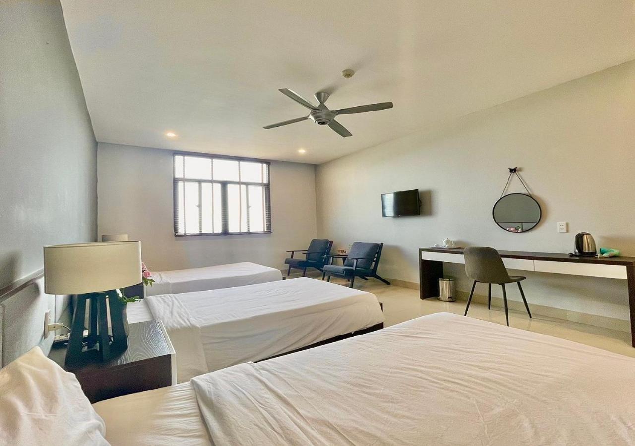 My Khe 2 Da Nang Seafront Hotel Экстерьер фото