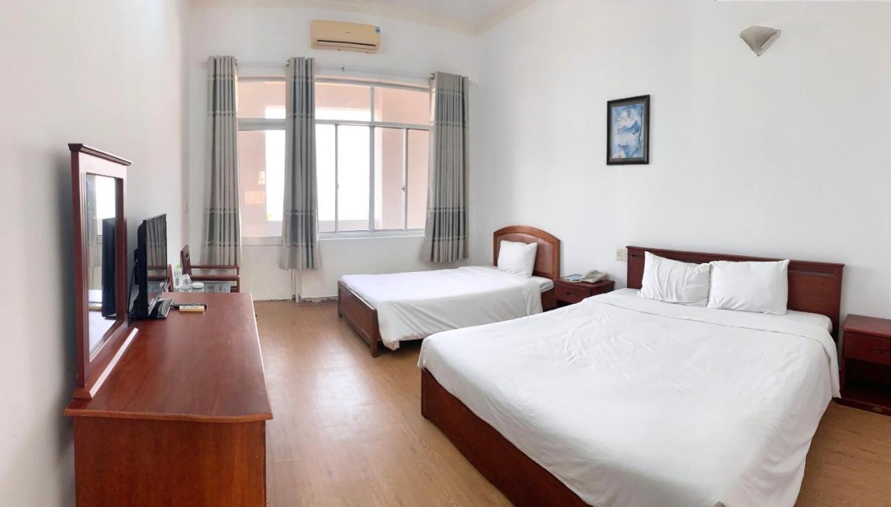 My Khe 2 Da Nang Seafront Hotel Экстерьер фото