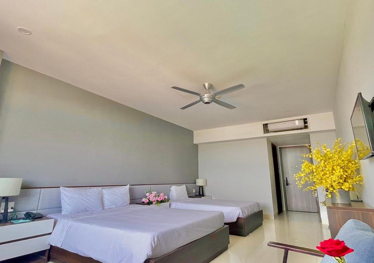 My Khe 2 Da Nang Seafront Hotel Экстерьер фото