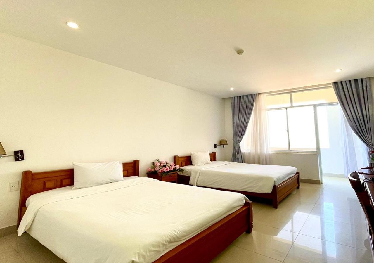 My Khe 2 Da Nang Seafront Hotel Экстерьер фото