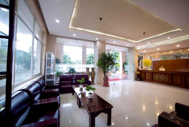 My Khe 2 Da Nang Seafront Hotel Экстерьер фото